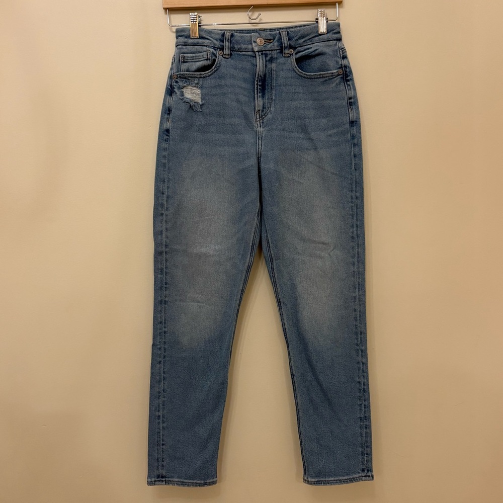 American Eagle Stretch Curvy Mom Jean